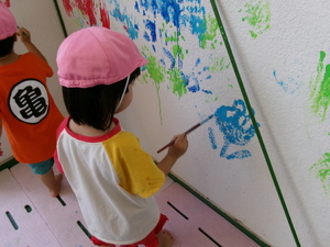 絵の具遊び