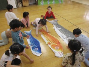 こいのぼりづくり2