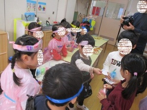ごっこ遊び