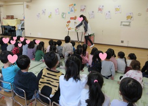 幼児集会の様子