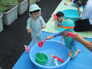 水あそびの様子