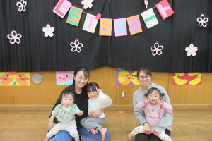 レッツスタート西徳、ひよこ、うさぎ、くまの集合写真