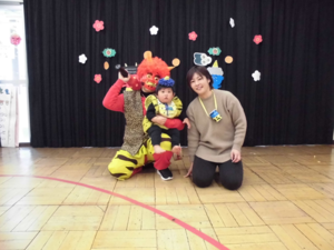 鬼と一緒に撮った記念写真