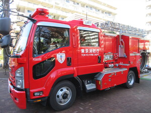 絵本のまちでアスレチック