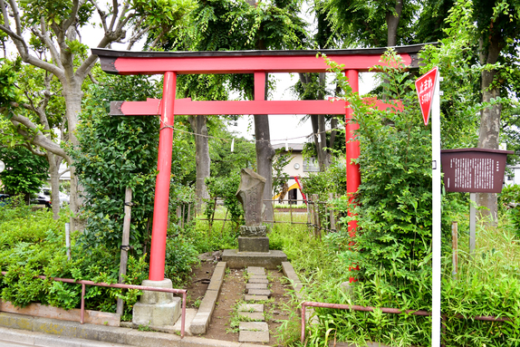 写真：早瀬の渡し水神宮碑