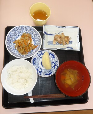 給食