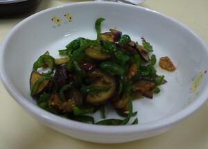 ナスとピーマンの炒め物