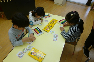 色塗りをしているところ