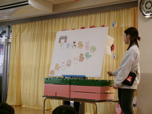 12支のお話を聞いているところ