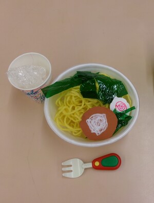 毛糸で作った手作りラーメン