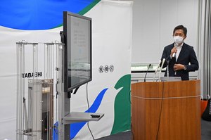 サムネイル:紫外線照射ロボット機能説明