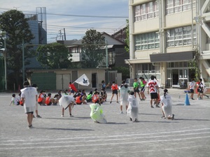 前野小　「運動発表会」の練習の様子