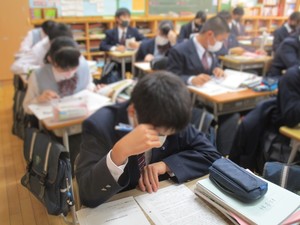 志三中 社会科の授業の様子