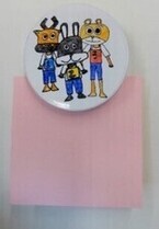 写真：缶バッジ