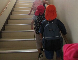 階段を上る練習