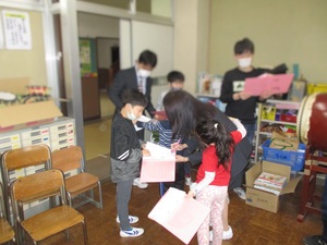 赤塚新町小 5組の授業