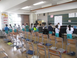 赤塚小 合唱の指導