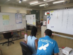 新河岸小 日本語学級の様子