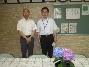 新河岸小　学校訪問