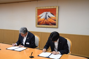 締結式集合写真