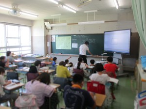 板六小 算数の授業の様子