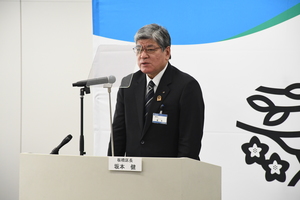 サムネイル:記者会見の様子1