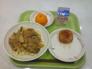 写真:当日の給食