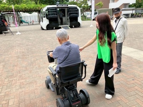 試乗の様子の写真2枚目