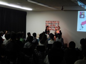写真：講演会の様子1