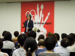 写真：2012年7月8日の講演会の様子1