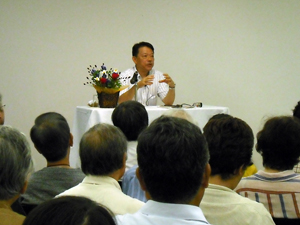 写真：2011年9月19日の講演会の様子