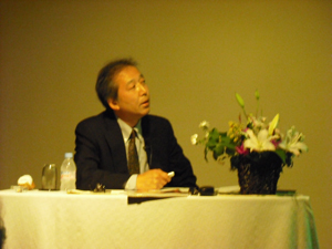 写真：2008年5月5日の講演会の様子