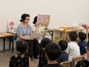 読み聞かせの様子