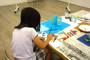 しかけ絵本講座の様子2