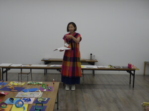岡村さんがお話している様子
