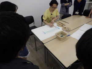 絵の具でグラデーションを描く